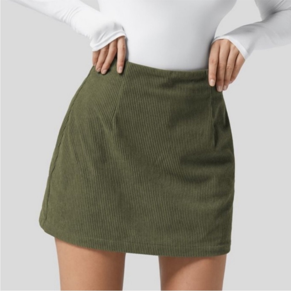 Nwt’s Halara High Waisted Corduroy Skirt Sz S Green Invisible Zipper